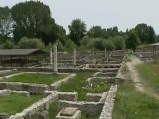 صور Defensive walls of the ancient Dion متحف