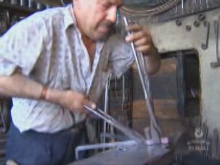 صور Handicrafts in Elmal الأنثروبولوجيا الوصفية