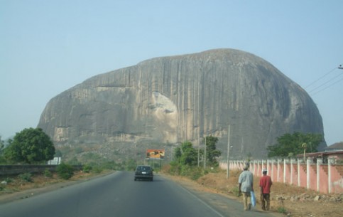 The main attractions of Abuja, the capital of Nigeria are Aso Rock and Millennium Park. There are also a lot of fitness centers, swimming pools, and good restaurants 